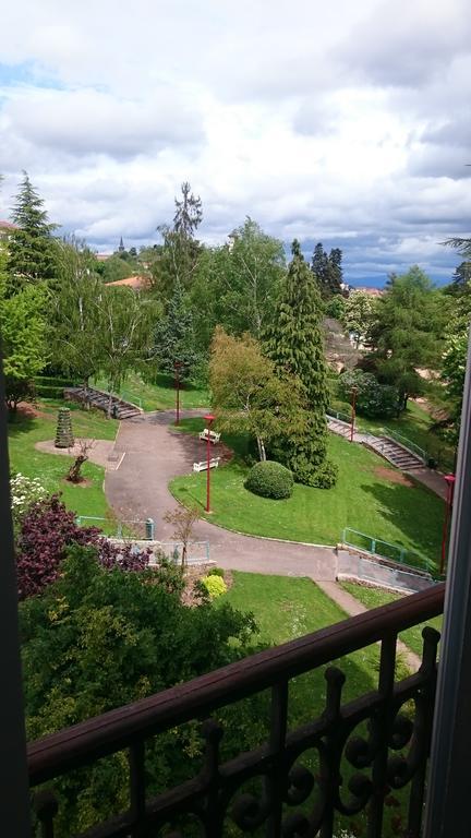 Castel Regina Hotel Chatel-Guyon Exterior photo