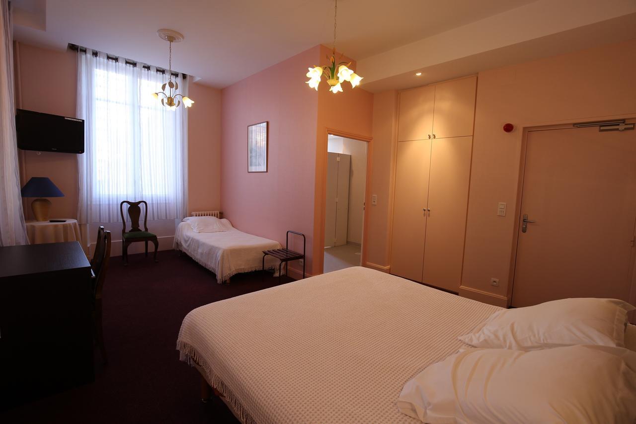 Castel Regina Hotel Chatel-Guyon Exterior photo